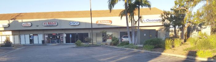 Slauson Plaza Center : 4900-4920 West Slauson Ave, Los Angeles, CA, 90056